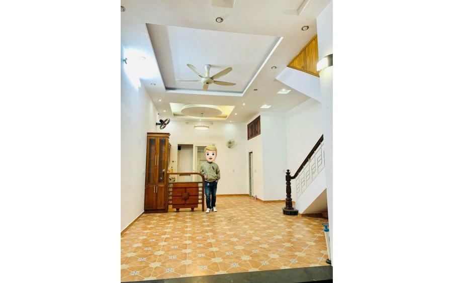 Cho thuê nhà ngõ Kinh doanh Khuất Duy Tiến, Thanh Xuân, 52m- 4T- MT 5M- Giá 20tr
